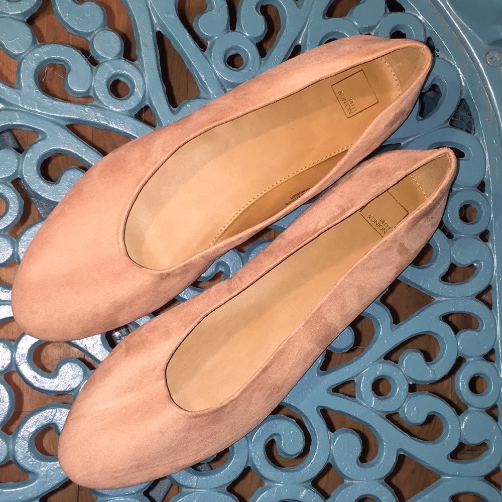 14th & union beige suede flats